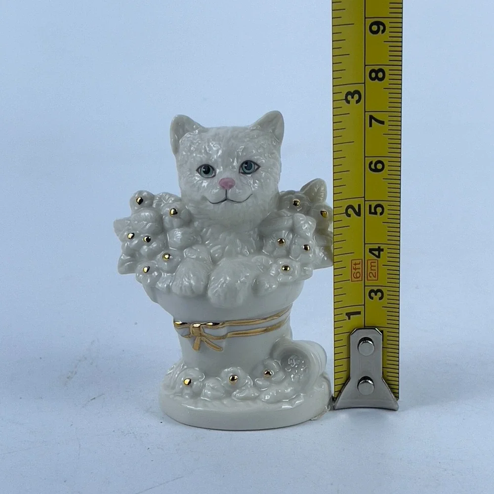 Lenox Mini Kitty Ivory & Gold Cat‎ Kitten in Flower Basket Decorative Figurine